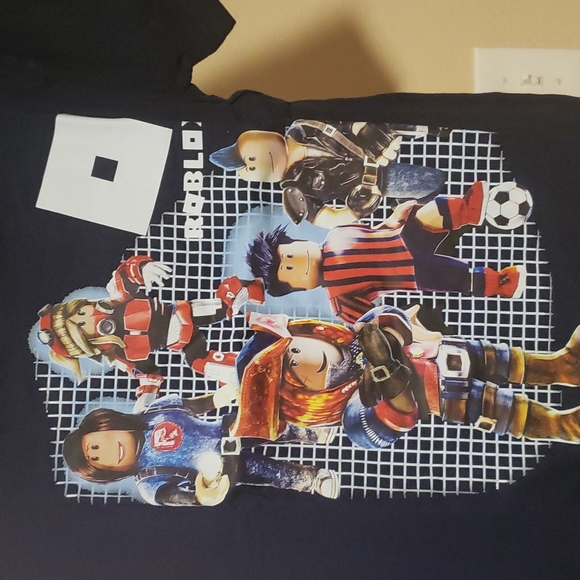 Roblox short sleeve shirt - Picture 5 of 7